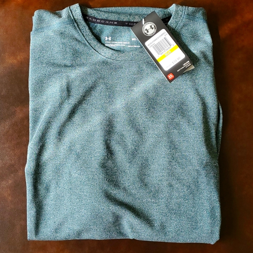 🔥Under Armour HeatGear Long Sleeve Shirt 🔥🔥 NEW